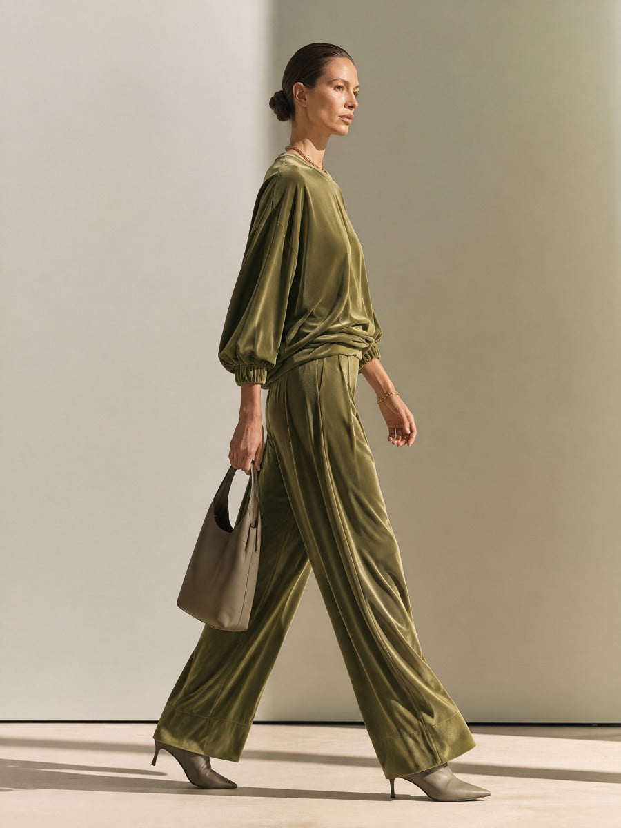 Women's Oversized Velvet Two-Piece Set - Crewneck Top & Wide-Leg Trousers – ModClo
