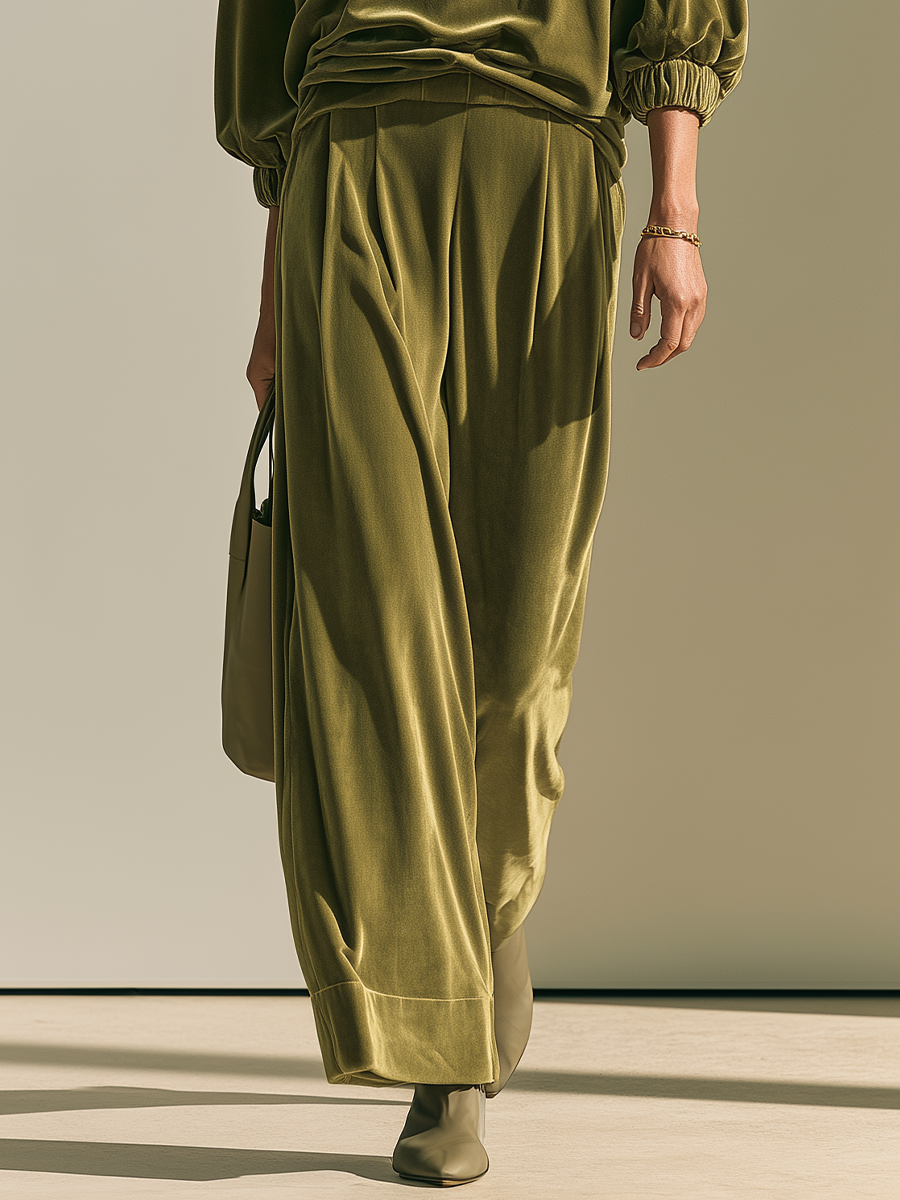 Women's Oversized Velvet Two-Piece Set - Crewneck Top & Wide-Leg Trousers – ModClo
