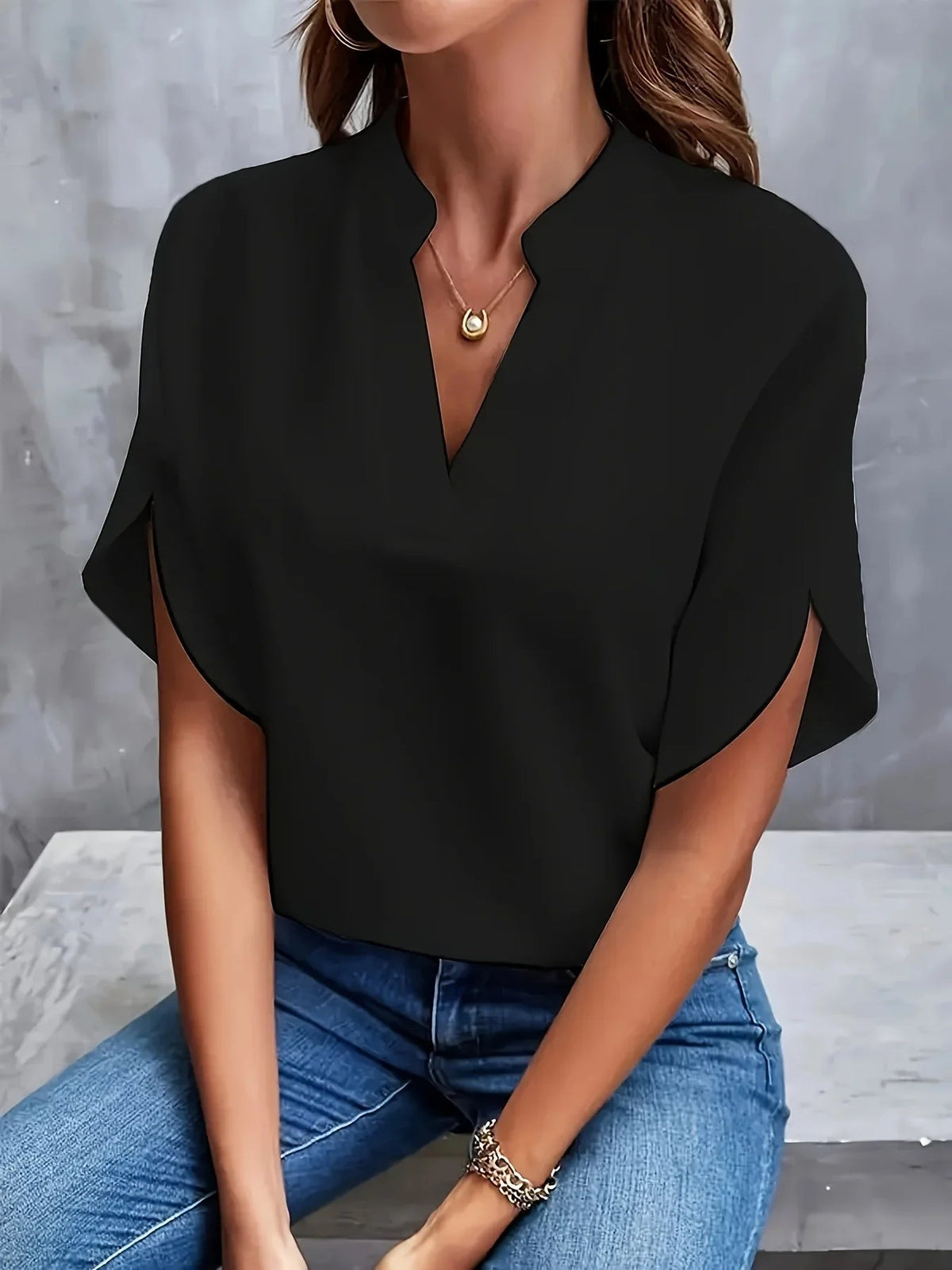 Women's V-Neck Short Sleeve Chiffon Blouse