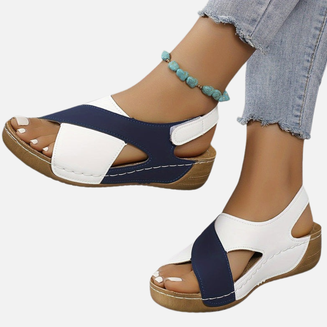 Women's Strapped Cushioned Sandals - Open Sandals