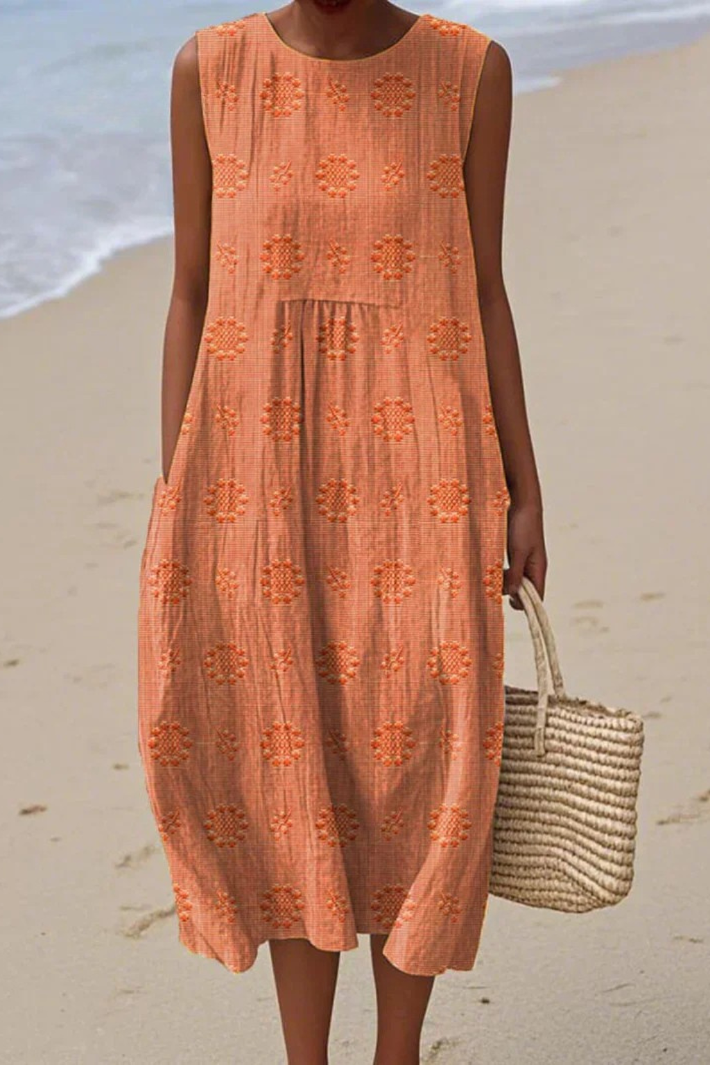 Piper™ | Sleeveless Dress with Embroidery 3