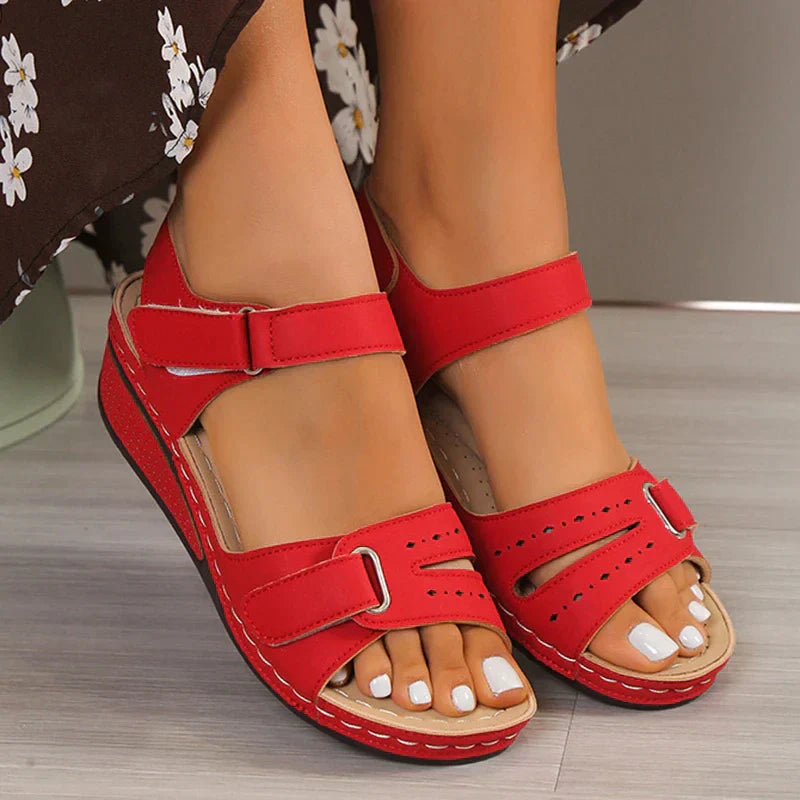 Stylish Women's Orthopedic Sandals for Summer - Comfortable and Elegant Women's Orthopedic Sandals with Adjustable Fit 1