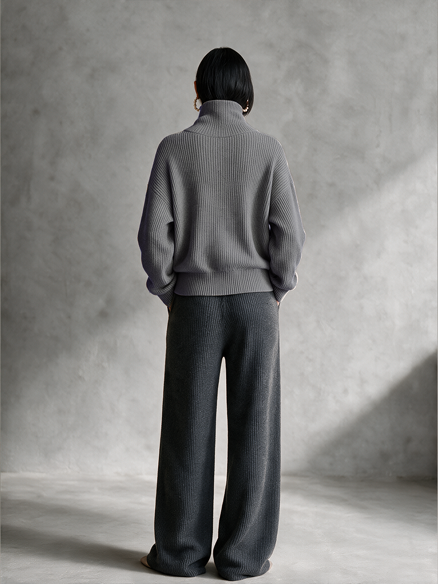 Women's Grey Diagonal‑Zip Funnel Neck Knit Jumper – ModClo