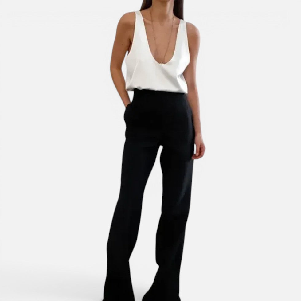 Sleeveless Deep V-Neck Loose Fit Top – ModClo, view 3